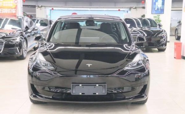 东方配资 15万买准新特斯拉Model3，省钱省心，值不值？